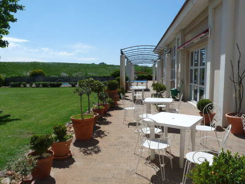 Hotel Le Mas Des Ponts D'Arles Exterior photo